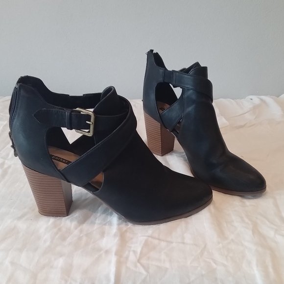 Bundle of 8 Pairs of Shoes All Styles Some Never Worn Size 10 - Picture 8 of 8